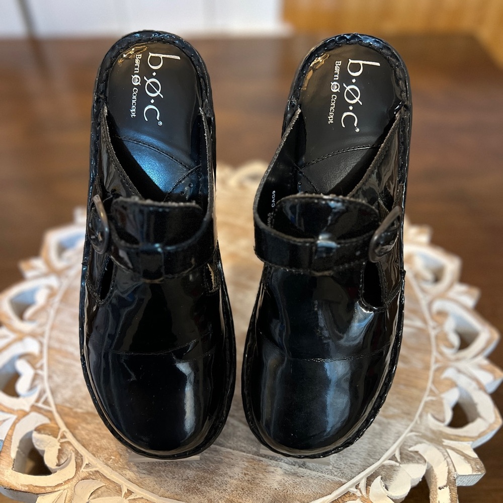 b.o.c. Clogs - 9 - Picture 7 of 10